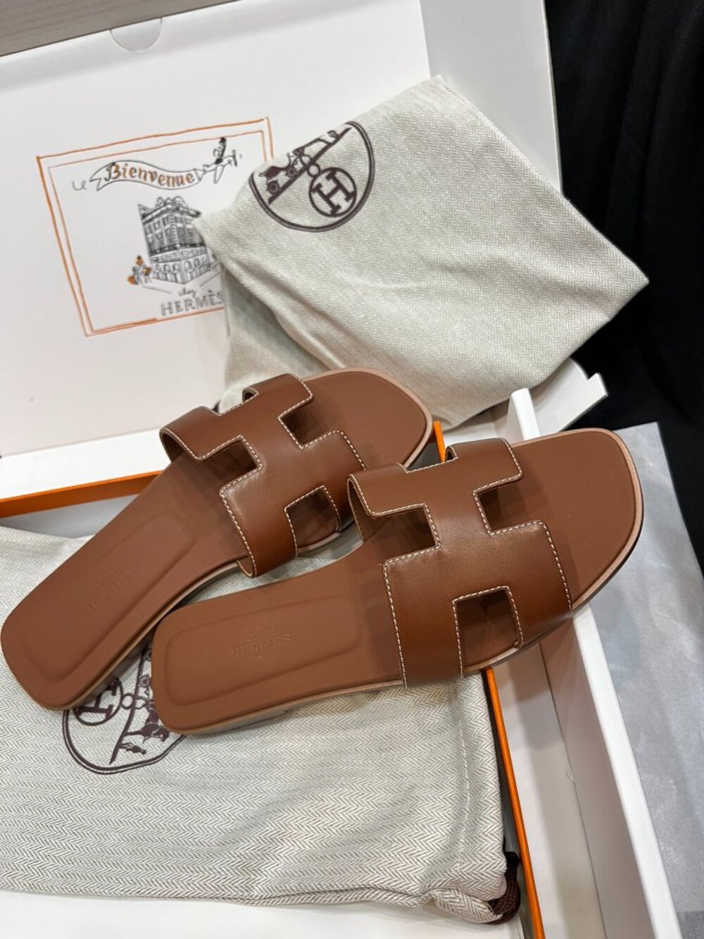 Hermès Oran H-Shaped Sandals - Picture 6 of 9